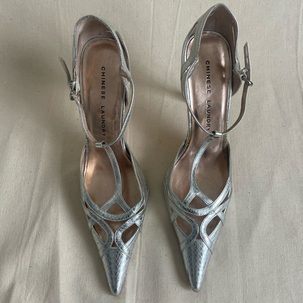 Chinese Laundry Silver Pointed Toe Strappy Women’s Heels